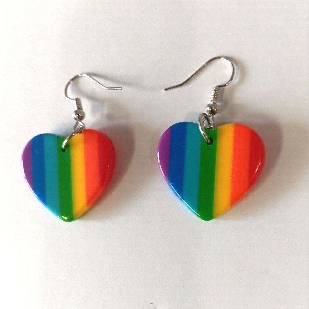 Rainbow Heart Dangle Earrings Pride LGBTQ Retro 80s Boho‎ Rainbowcore Girly Cute